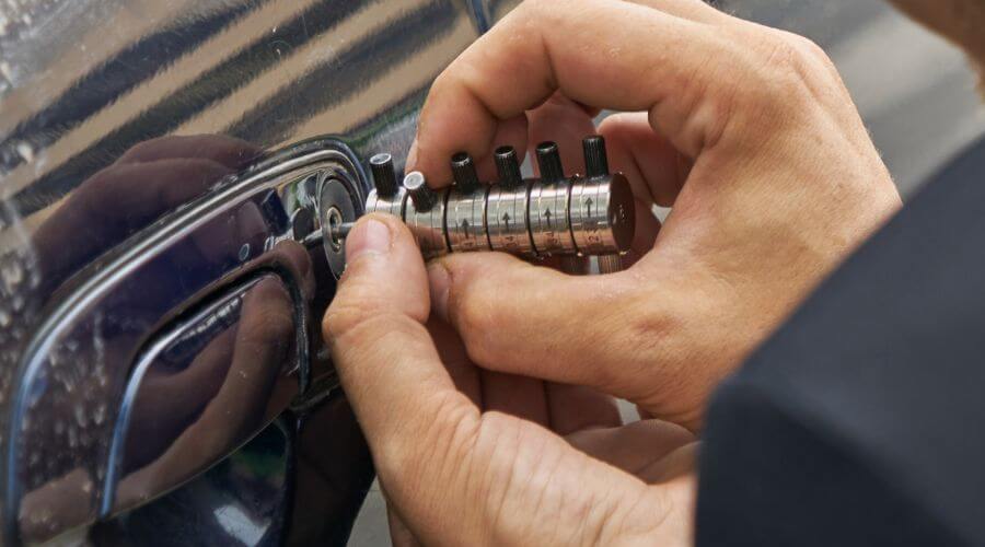 Professional New roof installation in Burlington, CT